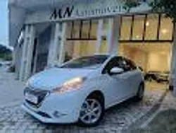 Peugeot 208 1.2 VTi SE Style