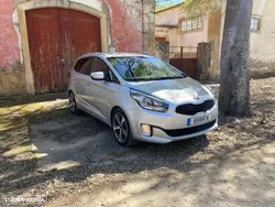 Kia Carens 1.7 CRDi ISG TX