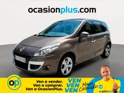RENAULT Scenic Scénic 1.9dCi Family Edition