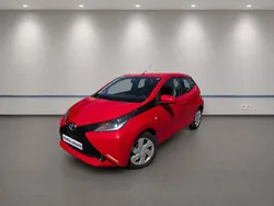 Toyota AYGO 1.0 VVT-I 69CH X-PLAY 5P