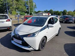 Toyota Aygo 1.0 VVT-i 69 Racing Metro 92