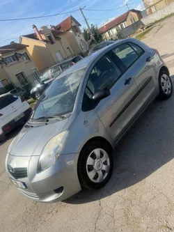 Toyota Yaris 1.0VVTi 68cv