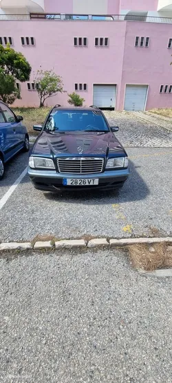 Mercedes-Benz C 220