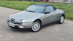 Alfa romeo spider 916 2.0 16v twinspark 150 ch