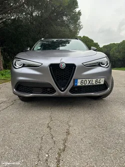 Alfa Romeo Stelvio 2.2 D B-Tech AT8