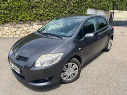 Toyota auris 126 d-4d 1 ère main