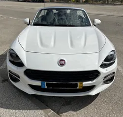 Fiat 124 Spider