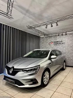 Renault Mégane Blue dci 115 edc intens