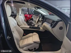 Volvo V60 2.0 T8 AWD TE Inscription Expression