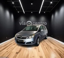 Opel Zafira 1.9 CDTi Cosmo