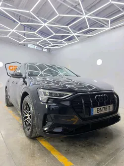 Audi e-tron 50 quattro