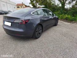 Tesla Model 3 Tração Traseira