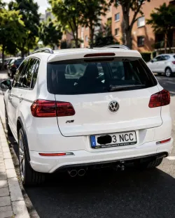 Volkswagen Tiguan 2.0TDI BMT R-Line 4Motion DSG 184