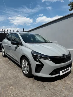 Clio 5 evolution 1.0 tce 90ch - 1er main - camera de recul - aide au demarrage en cote - regulateur de vitesse - mode eco - radar ar - led pure vision av & ar