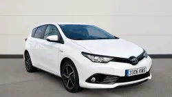 TOYOTA Auris hybrid 140H Advance