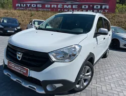 DACIA LODGY 129/mois GARANTIE 6 ANS essence 115ch 7PLACES STEPWAY GPS Régulateur/limiteur Radars Clim 1ère MAIN Origine française Entretien à jour/Aucun frais à prévoir