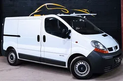 RENAULT TRAFIC II 2.0L ESSENCE 120 ch UTILITAIRE - L1H1 - FOURGON - 3 PLACES - CLIMATISATION - 1ère MAIN - ENTRETIEN RENAULT - TRES PROPRE