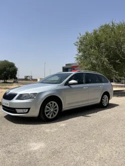 Skoda Octavia Combi 2.0 TDI (Green tec) DSG Ambition
