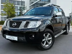 Nissan Navara DOUBLE CAB EVO 4X4 190 CH BVM - TOIT OUVRANT VOLANT EN CUIR PLATINUM