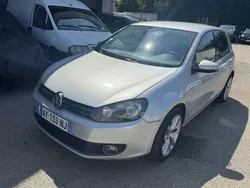 Volkswagen GOLF VI 1.6 TDI 105CH BLUEMOTION FAP CONFORTLINE 5P
