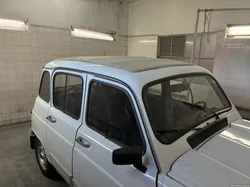 Renault 4 Teto panorâmico