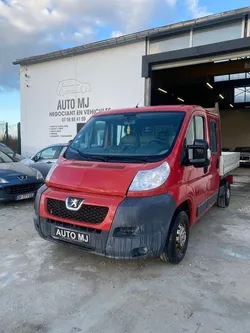 Peugeot boxer plateau – 7 places – 2009 – 193 938 km