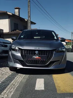 Peugeot 208 gasolina