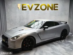 Nissan GT-R