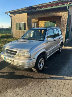 Suzuki Grand Vitara 2.0