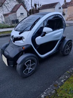 Renault Twizy 2022 – Très Bon Etat – Véhicule électrique – Faible Kilométrage