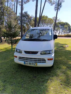Mitsubishi L400 2001