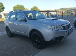 SUBARU FORESTER 4x4 2.0 DIESEL 147 cv CONFORT / 4WD / 4 ROUES MOTRICES / TOUTES OPTIONS / CARNET COMPLET D’ENTRETIEN EXCLUSIF SUBARU / PREMIERE MAIN
