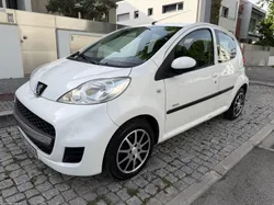 Peugeot 107 1.0-132.000km-Ar condicionado