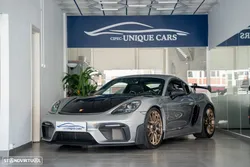 Porsche 718 Cayman GT4 RS