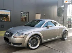 Audi TT 8N 225cv S-line original