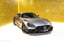 Mercedes-Benz AMG GT R