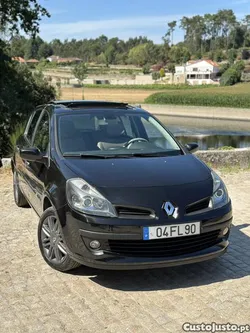 Renault Clio 1.5 dCi - Initiale Paris