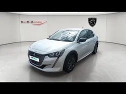 Peugeot 208 e-208 136ch Roadtrip