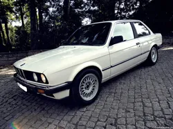 BMW 323 i E30 Coupe