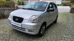 Kia Picanto 1.0 com  AC