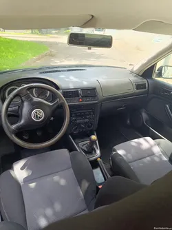VW Golf 1.6 16v