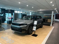 707,80e/Mois Nouveau Compass Électrique Altitude Électrique 157 kW 213 ch