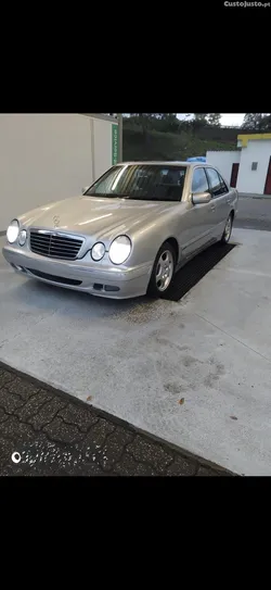 Mercedes-Benz E 200 Kompressor Avantgarde