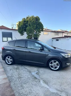 Ford C-Max Titanium