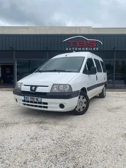 Peugeot Expert 2.0 HDi – 9 Places – Sièges modulables – Factures entretien – Garantie 12 mois