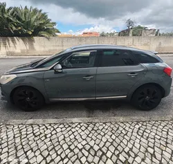 Citroën DS5 2.0 HDi Hy4 So Chic CMP6 102g