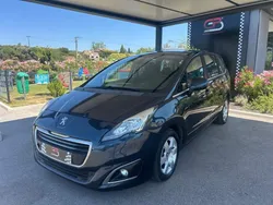 Peugeot 5008 1.6 HDi 112ch FAP BVM6 Active 7pl
