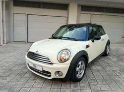 MINI Cooper D 1.6d 110cv motor psa Nacional