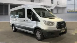 Ford Transit 330L - 9 Lugares - 2016