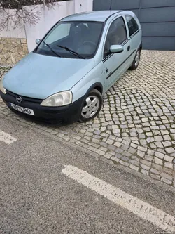 Opel Corsa Em bom estado